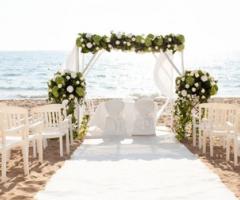 Come organizzare un matrimonio total white