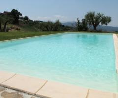 La piscina di Torre in Pietra