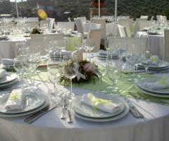 Torre in Pietra - Mise en place sui toni del verde per il matrimonio