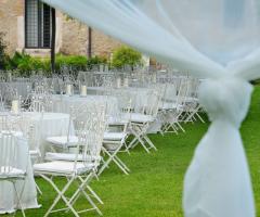 Abbazia di Sant'Andrea in Flumine - Matrimonio country chic in giardino