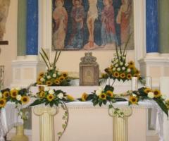 Decorazioni floreali per il matrimonio in chiesa