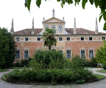 Villa Manin Cantarella