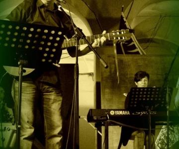 Irene e Toni Pianobar e Live Music