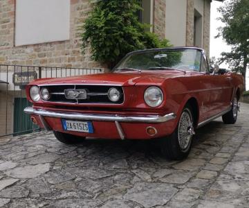 Noleggio Mustang Cabrio