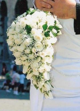 Bouquet della sposa dallo stile a goccia