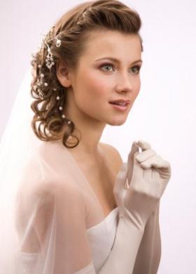 Acconciature da sposa capelli semiraccolti