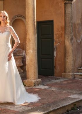 Vestito da sposa con maniche a tre quarti