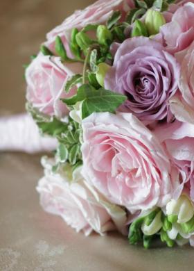 Bouquet di rose per la sposa