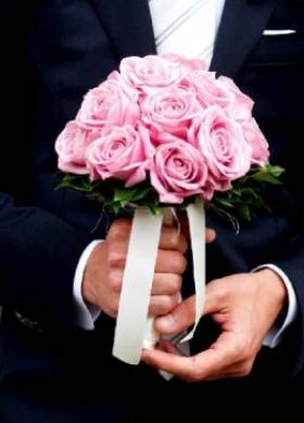 Bouquet rosa per la sposa