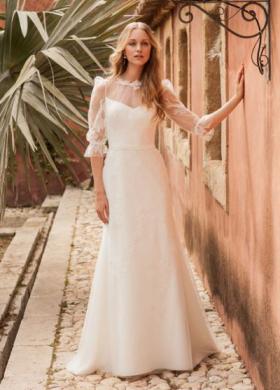 Abito da sposa con maniche lunghe bombate in tulle