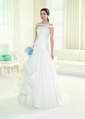 Abito da sposa con spalline scivolate