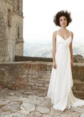 Angela Pascale Spose - Abito da sposa con spalline strette e scollo a cuore