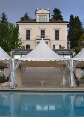 Pagoda per l'allestimento del matrimonio all'aperto