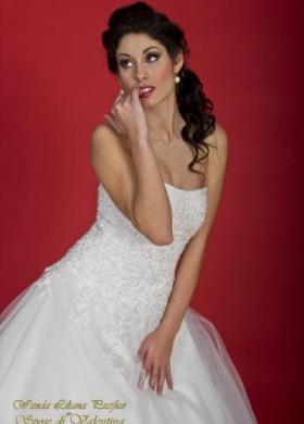 Vestito da sposa con strass