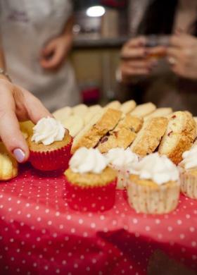 Golosità preparate dalla pasticcera Gaia per le nozze