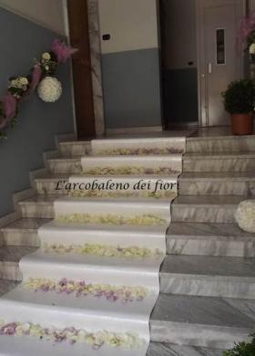 Addobbi floreali per l'uscita da casa della sposa