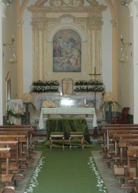 Allestimento in verde per la cerimonia di matrimonio