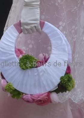 Bouquet a borsa per la sposa