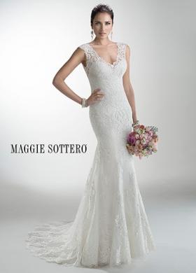 Abito da sposa stretto con strascico - Mod. Melanie Maggie Sottero