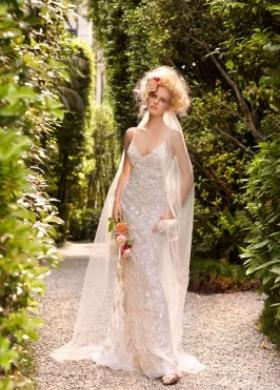 Abito da sposa a sottoveste ricamato - Collezione Villa Carlotta