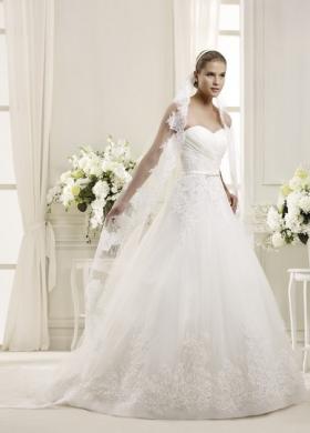 Vestito da sposa con velo ricamato - Linea Nicole