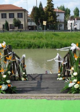 Addobbo floreale per la salita in gondola