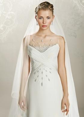 Vestito da sposa con ricami trasparenti in pizzo - Collezione Zaffiro Z13