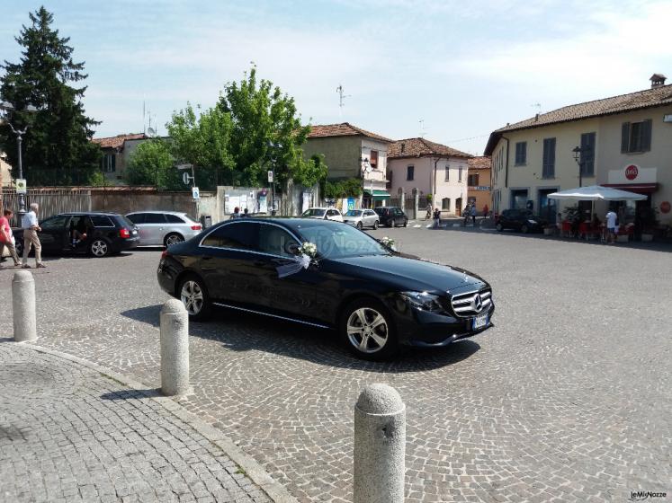 Planet Car - Il noleggio di auto di lusso per il matrimonio a Bergamo