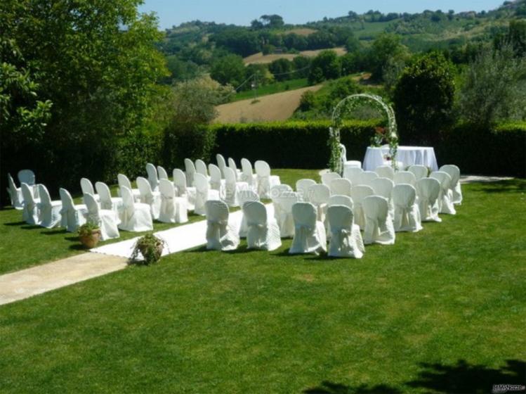 celebrazione del rito in giardino