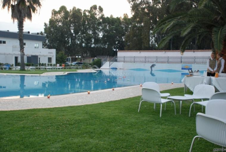 Piscina che fa da sfondo ai matrimoni del Salice Club Resort