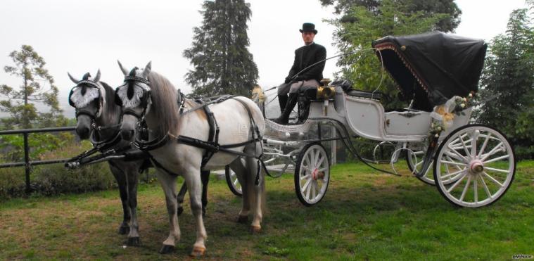 matrimonio carrozza d'epoca