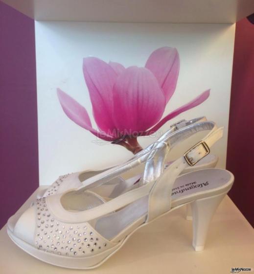 Scarpa sposa spuntata con Swarosky tacco 5 - € 99