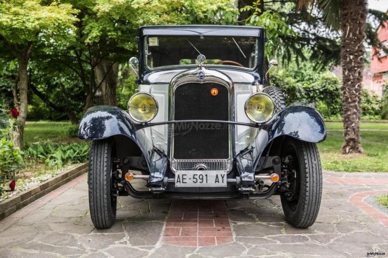 Deluxe International - L'auto d'epoca per un matrimonio indimenticabile