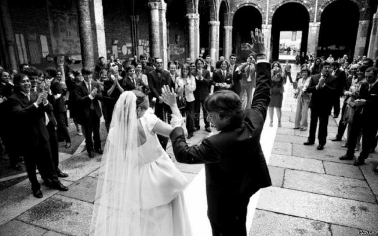 Scatto fotografico degli sposi in chiesa