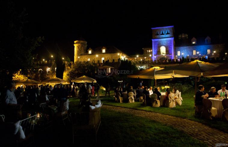 Lo spazioso giardino ed il suggestivo castello