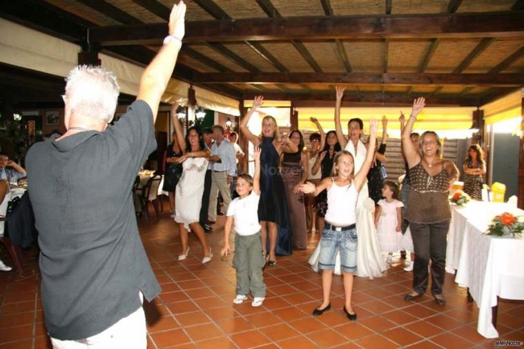 I balli di gruppo sono un momento coinvolgente per grandi e per i più piccoli - Lele Wonderfull