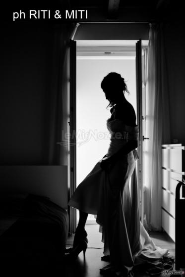 Foto in controluce della sposa