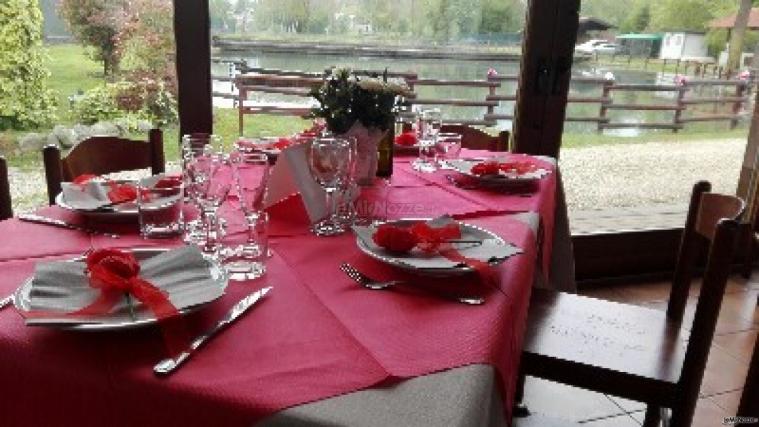 Ristorante Laghetto delle Valli - I tavoli per il rinfresco di matrimonio