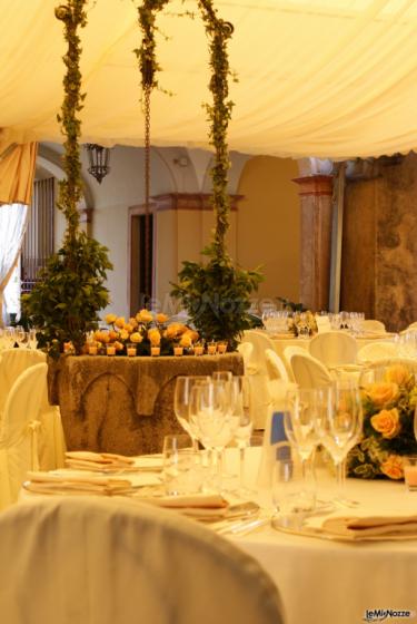 Allestimento floreale per il ricevimento di matrimonio