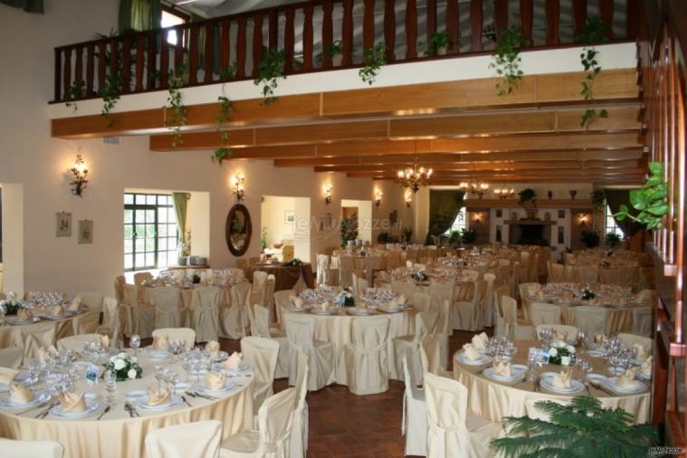 Sala allestita per il ricevimento di matrimonio