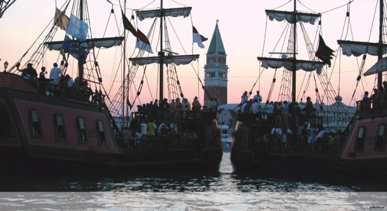 Ospiti a bordo dei due Galeoni Veneziani per il matrimonio