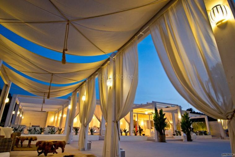 COCO - Beach Club & Eventi di Classe - Allestimento con gazebi per il matrimonio