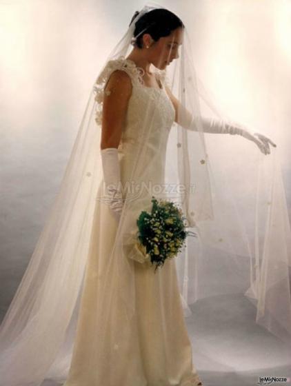 Abito da sposa disegnato e cucito dalla Sartoria Capi Capricciosi di Bologna