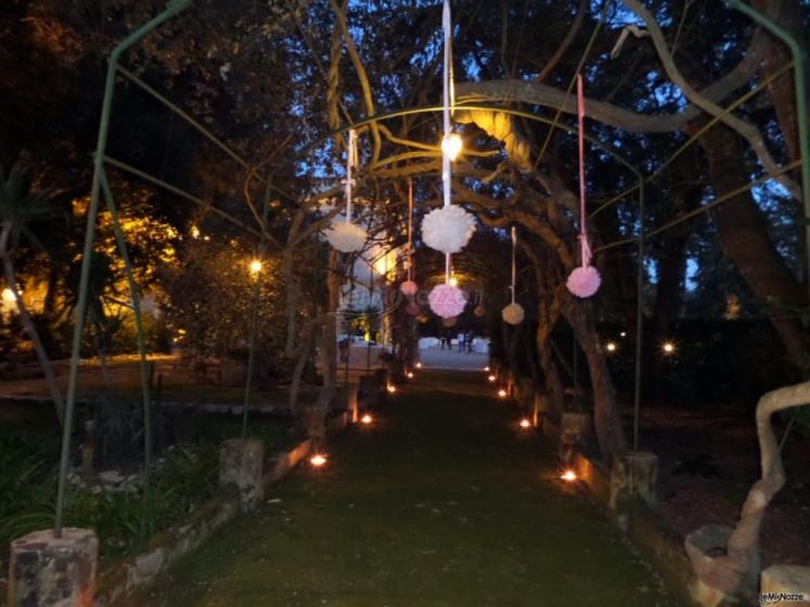 Allestimento viale d'ingresso alla villa