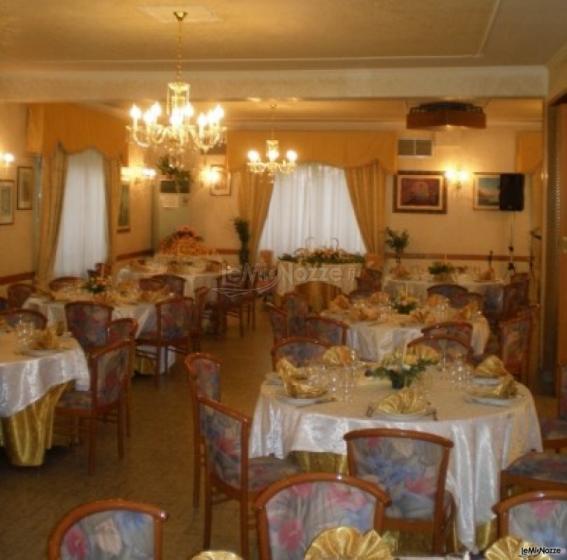 Sala interna per il buffet nuziale