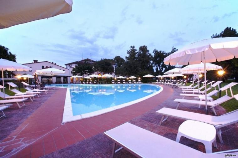 Piscina dell'hotel per il matrimonio