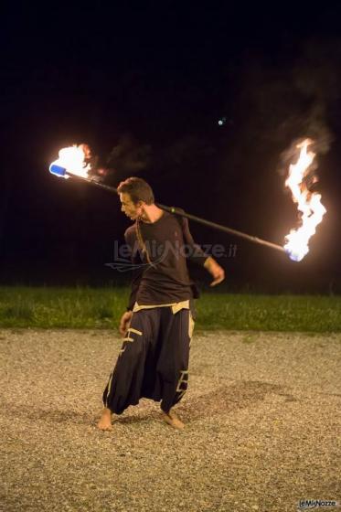 Yantra Fire - Lo spettacolo di giocoleria di fuoco