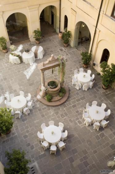 Allestimento del cortile interno