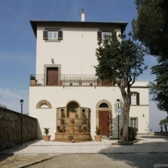 Entrata principale di Villa Apolloni