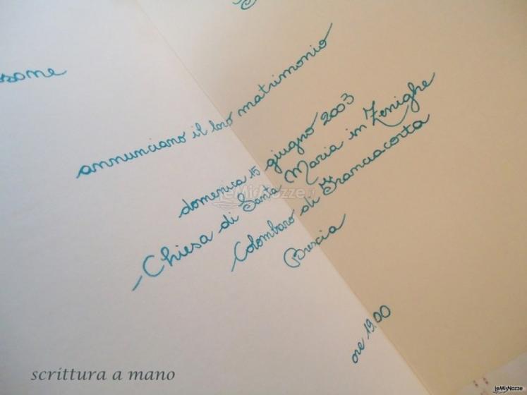 Scrittura a mano per le partecipazioni di matrimonio